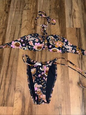 Xhilaration Navy Floral Paisley Bikini Bottoms